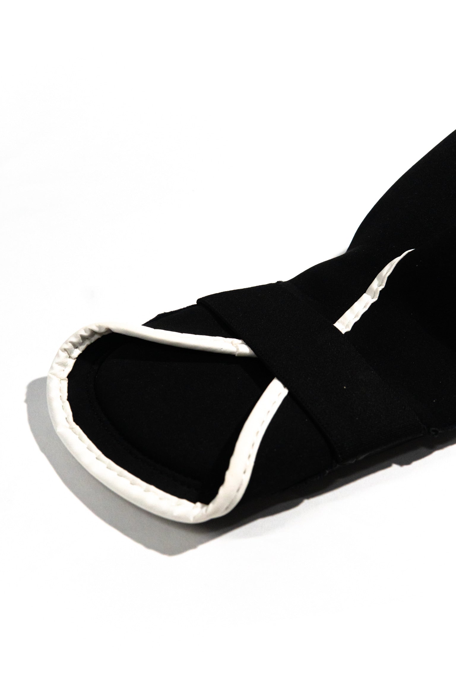 AZLAN FOOTWEAR CHILDREN