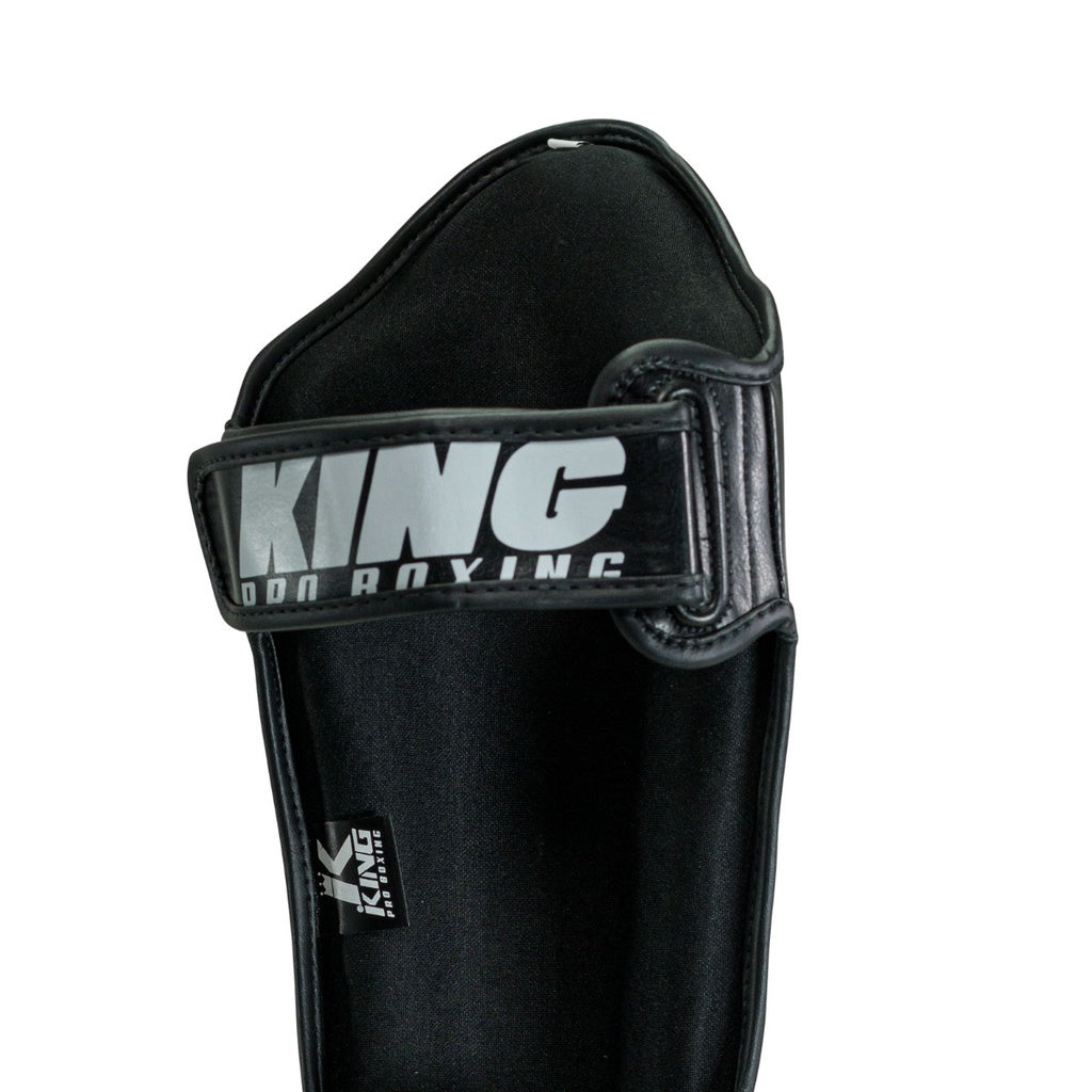 KING PRO BOXING “SPARTAN” LEG SHIELD