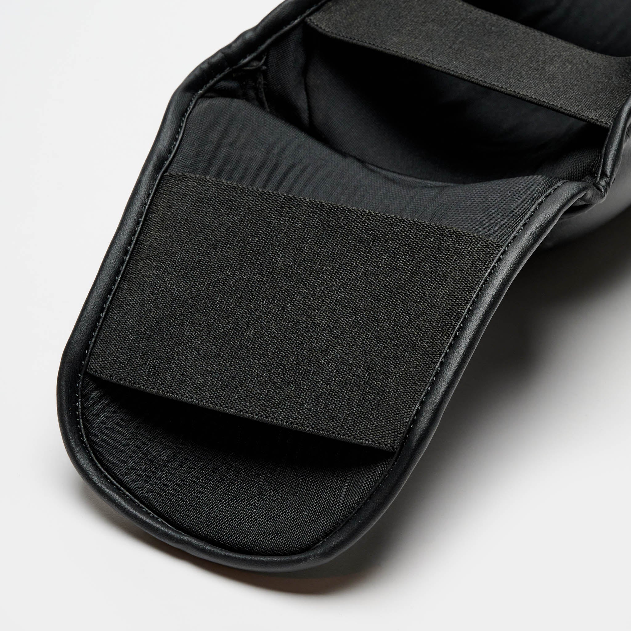 LEONE SMART BENSKINNER