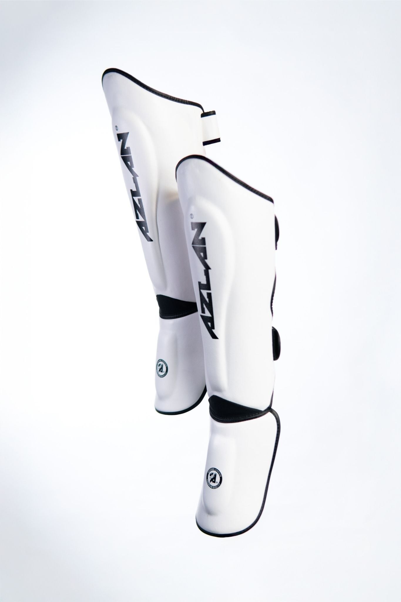 AZLAN SHINGUARDS “LIGHTNING” WHITE/BLACK