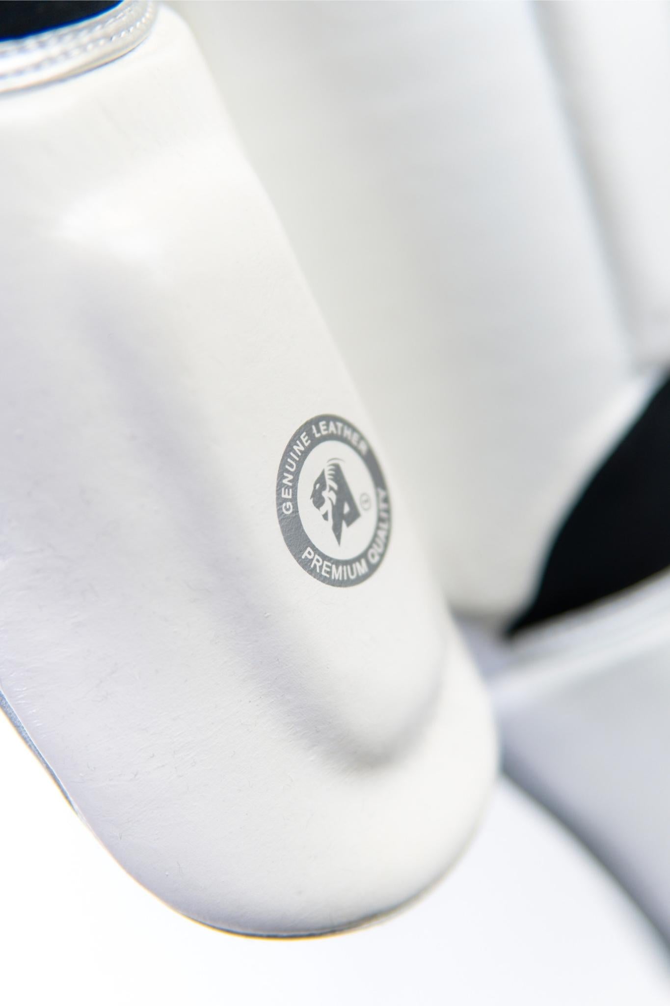 AZLAN SHINGUARDS “LIGHTNING” WHITE/SILVER