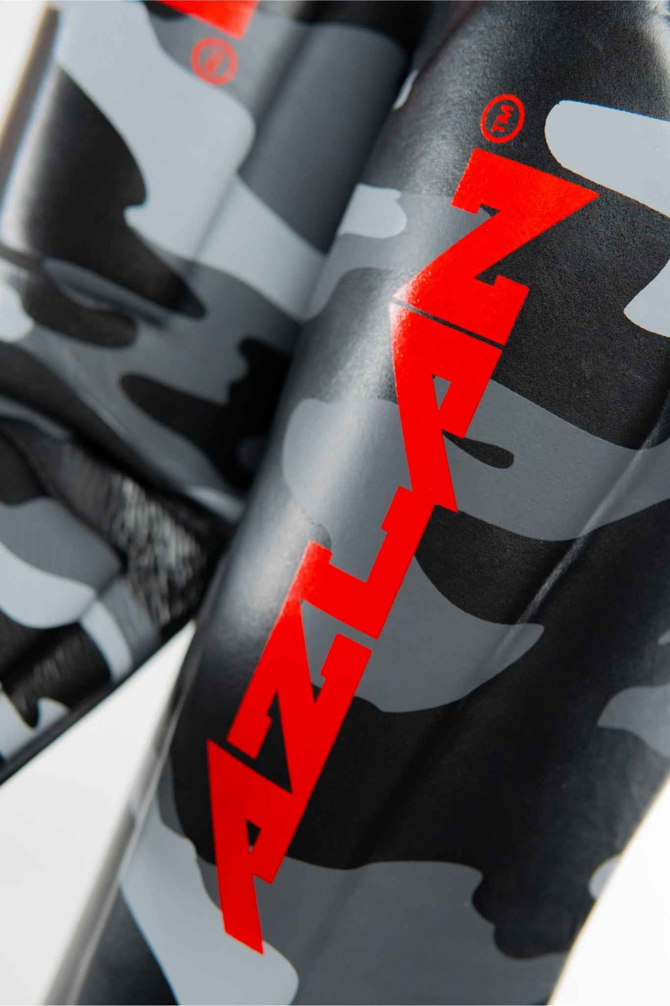 AZLAN LEG PROTECTION "GREY CAMO"