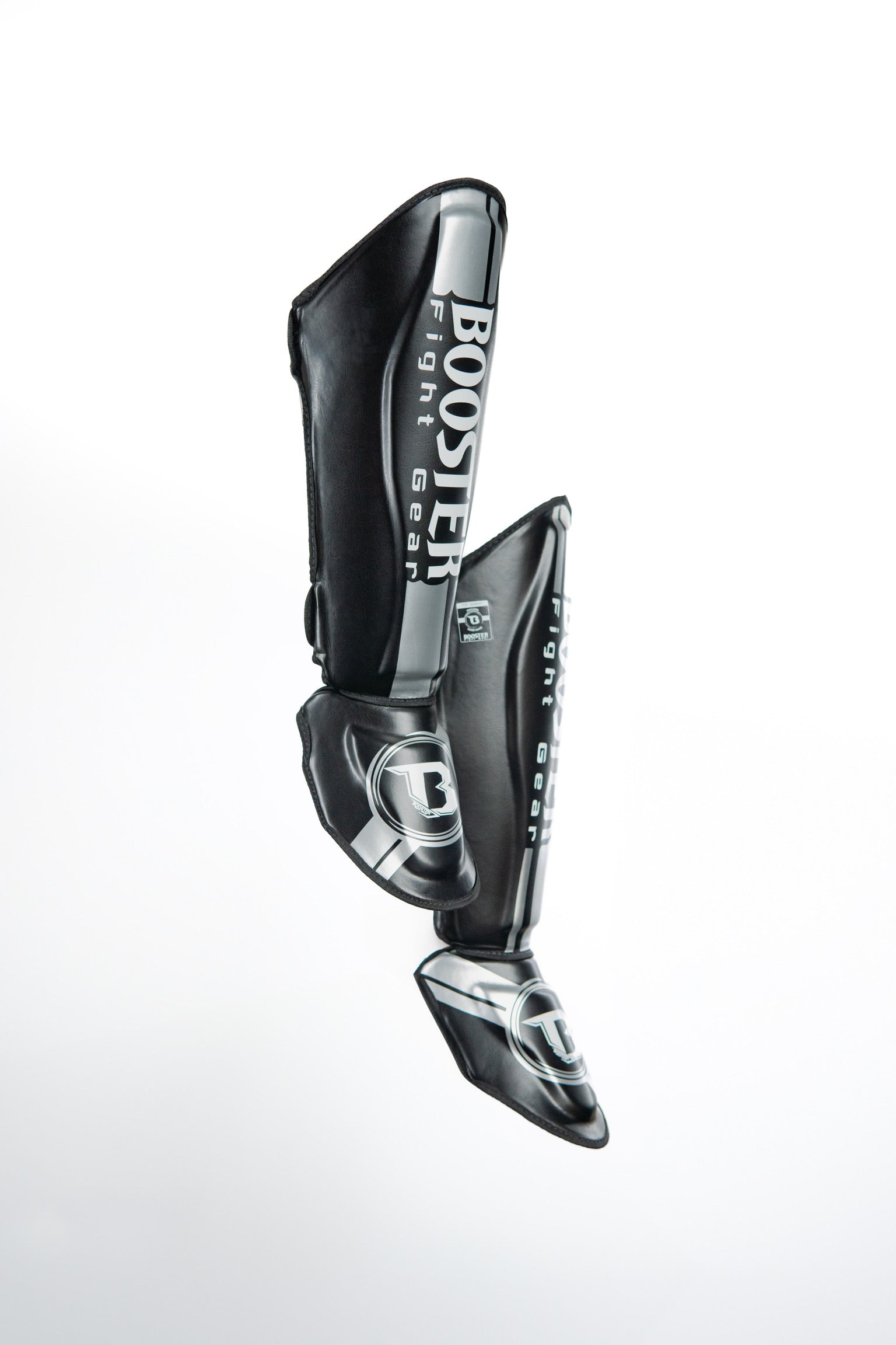 BOOSTER SHINGUARDS V3 SILVER