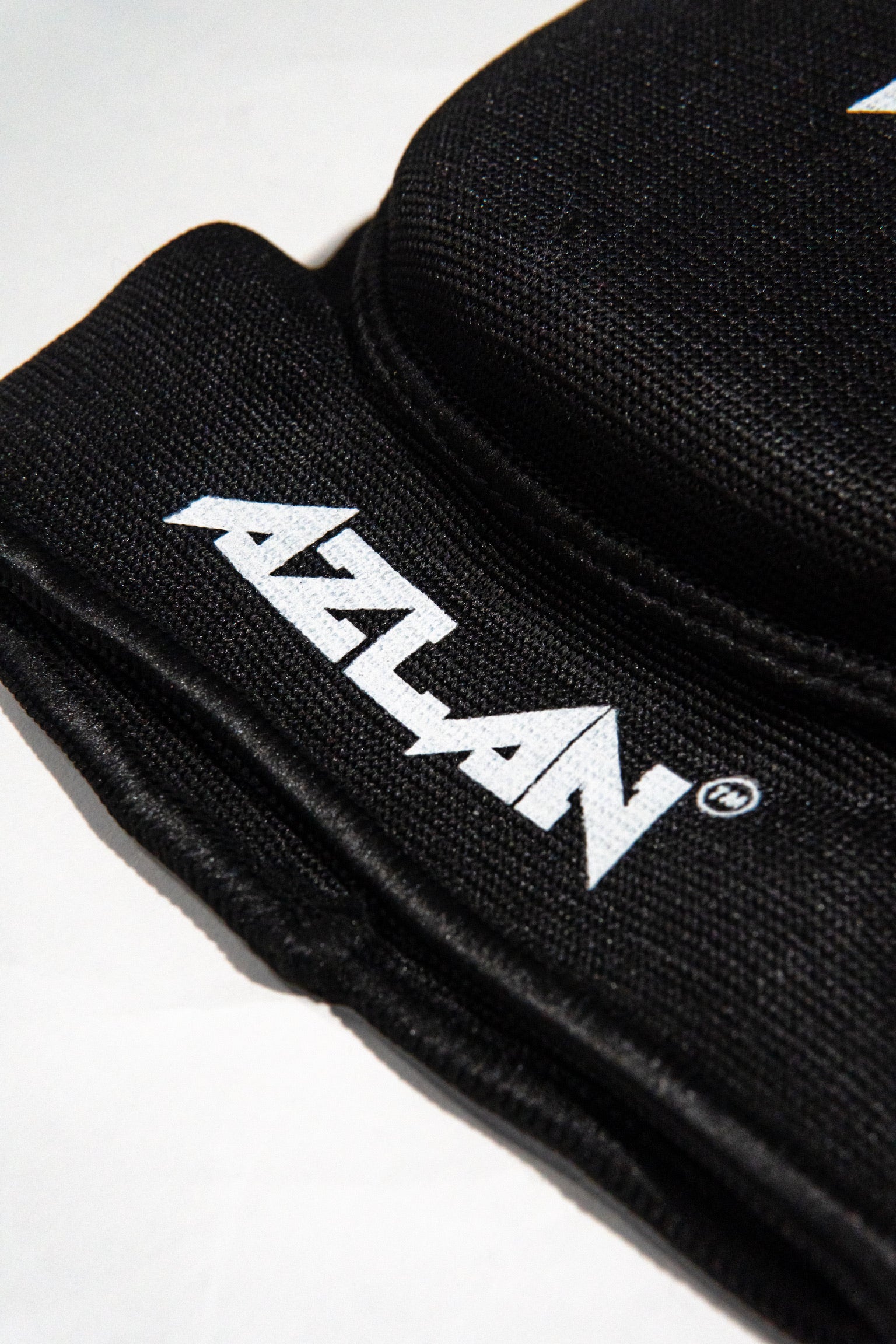 AZLAN KNEE PROTECTOR