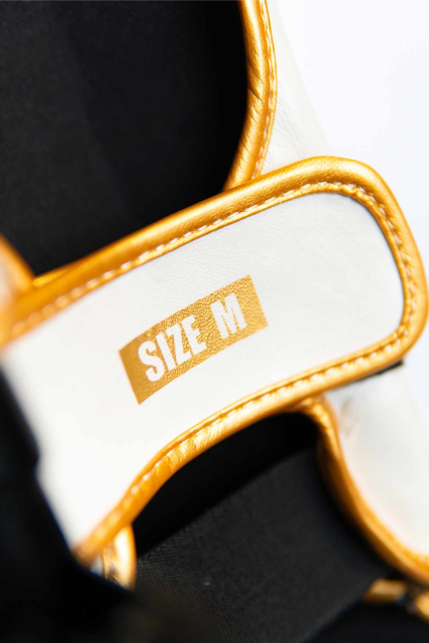 AZLAN SHINGUARDS “LIGHTNING” WHITE/GOLD