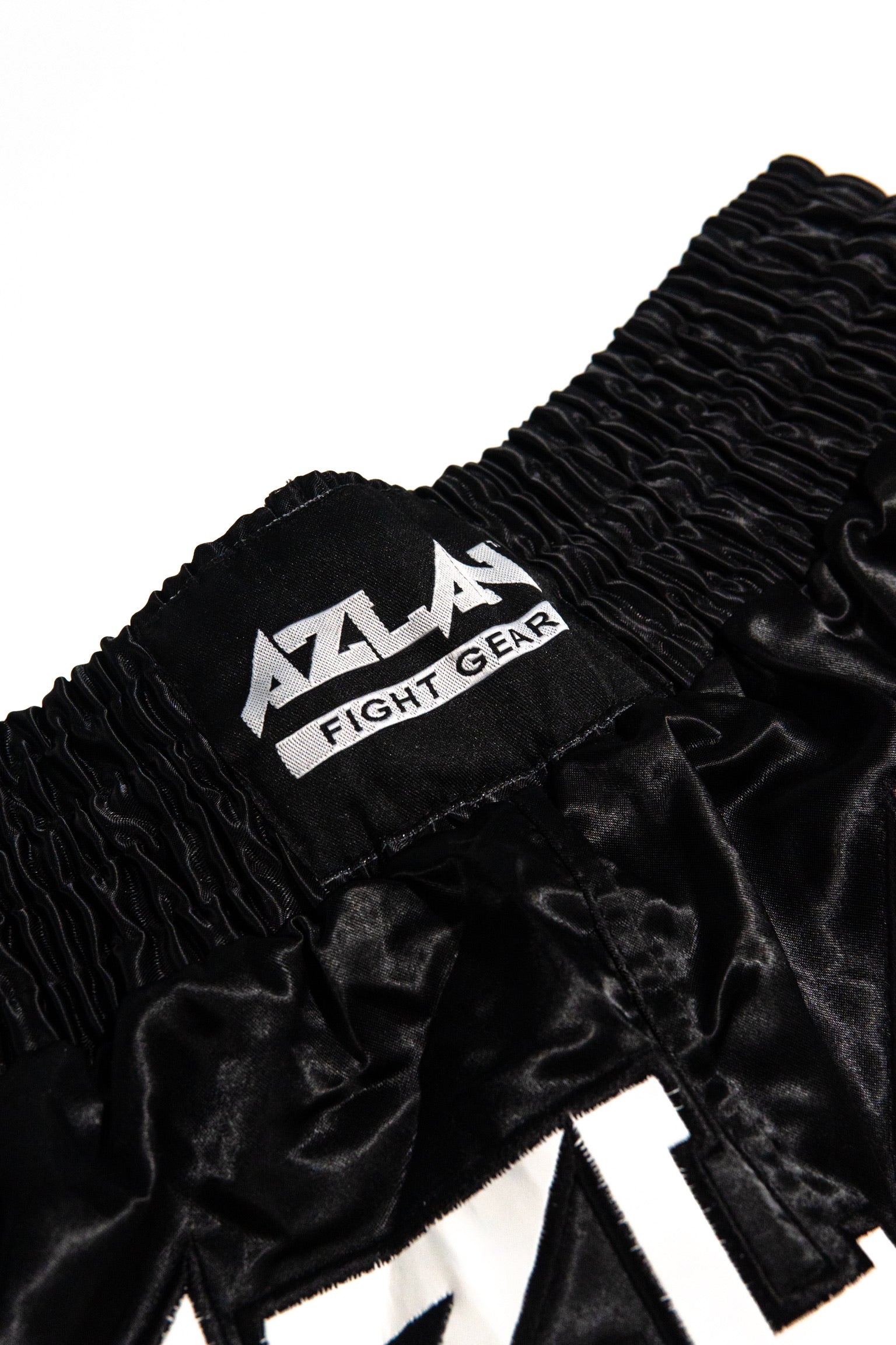 AZLAN “Muay Thai” SHORTS