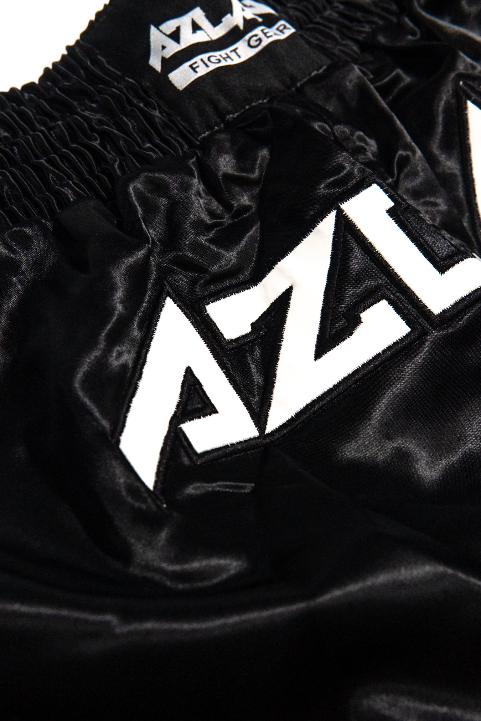 AZLAN “Muay Thai” SHORTS